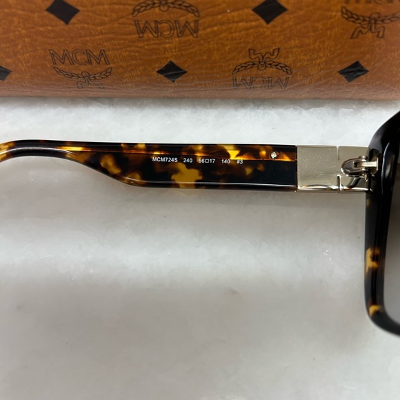 MCM Sunglasses New - So Classy - Picture 5 of 8